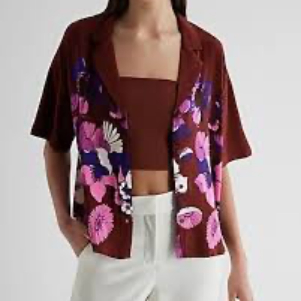 EXPRESS Floral Short Sleeve Button Up Boxy Shirt